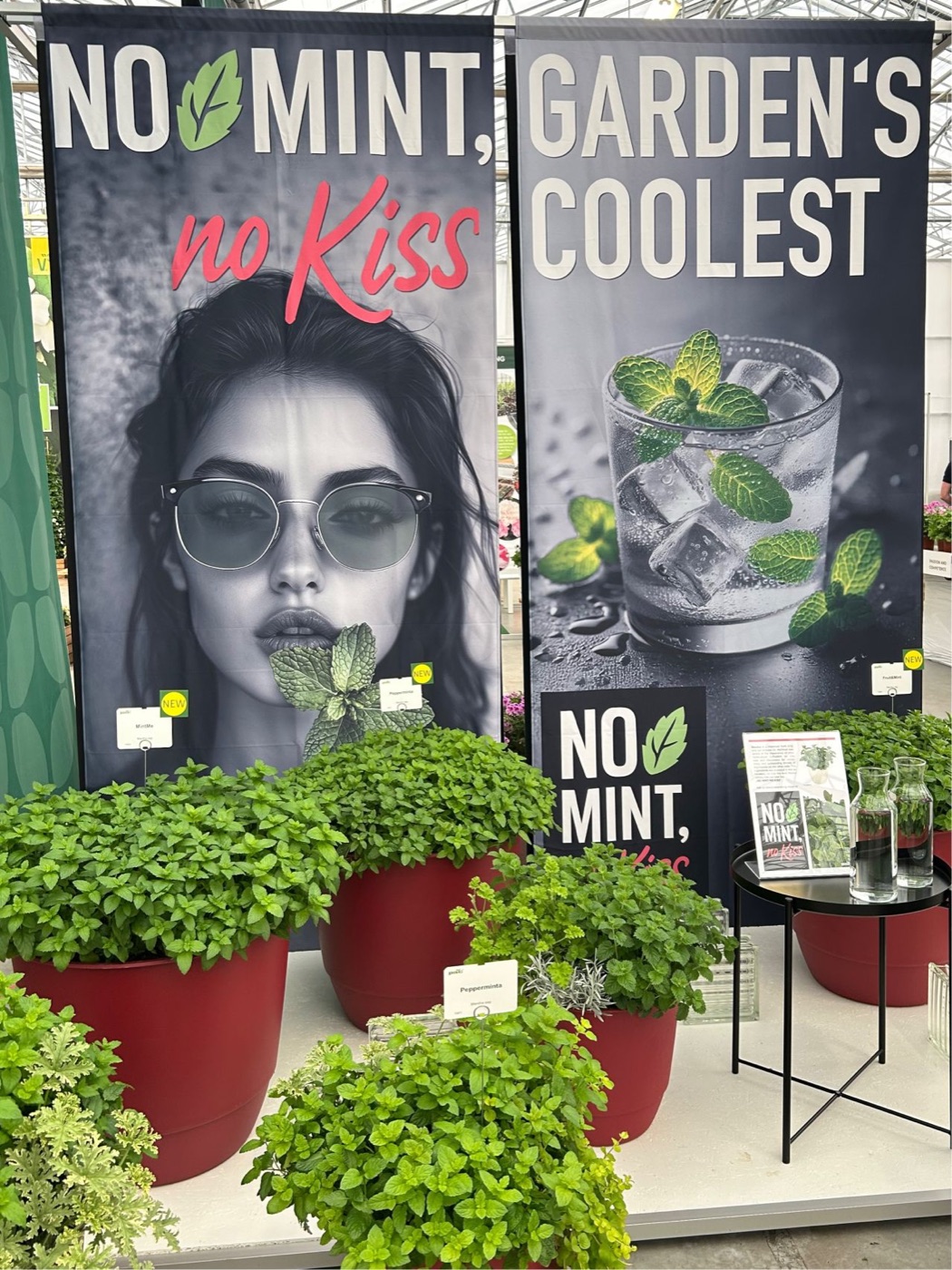 Real trade fair and retail presentation for the mint campaign